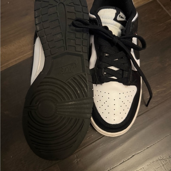 NikeDunk - Picture 2 of 2